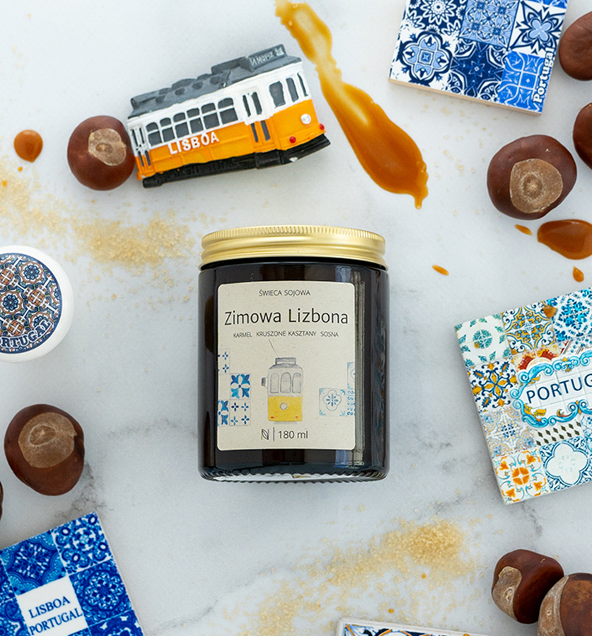 Świeca Sojowa Zimowa Lizbona NAMIESZANE  (180ml)